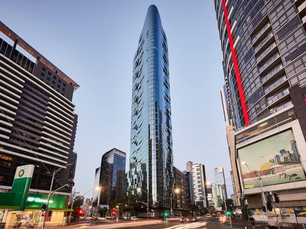 The facade of Australia Shadow Play features LOW-E Insulating Glass, a core material that brings the tower’s “dynamic light and shadow” design concept to life. Climate Adaptability: The LOW-E coating effectively reflects solar radiation, and when paired with the insulating air cavity, it significantly reduces summer cooling loads in Melbourne while minimizing winter heat loss, adapting to the region’s distinct seasonal climate. Alignment with Design Vision: The glass’s high reflectivity clearly mirrors Melbourne’s skyline and cloud movements, creating a dynamic “shadow play” effect that shifts with light conditions, perfectly echoing the project’s name and thematic design. Balance of Function & Experience: The insulating air cavity effectively dampens urban noise, creating a tranquil living environment for residential spaces. Meanwhile, the high visible light transmission ensures ample natural daylighting, seamlessly connecting interiors with the city landscape.