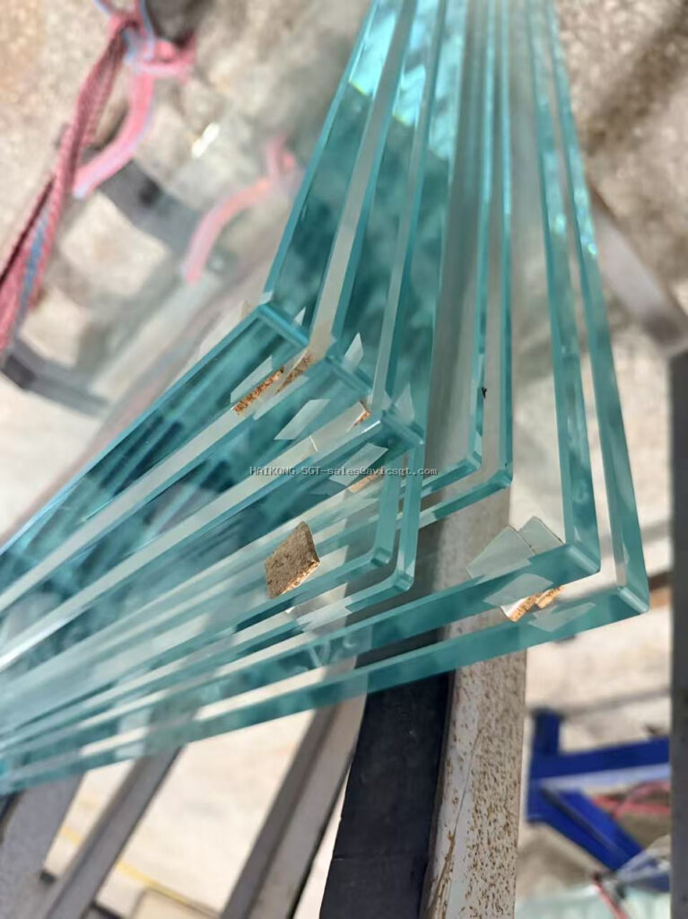 frameless glass balustrade with high-precision polished edges